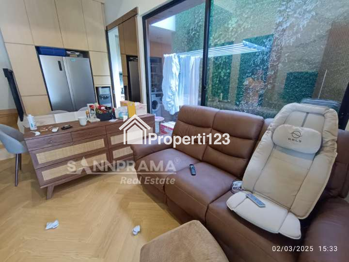 Rumah 2 lantai siap huni di cluster The Grove at Shila Sawangan Depok - 10