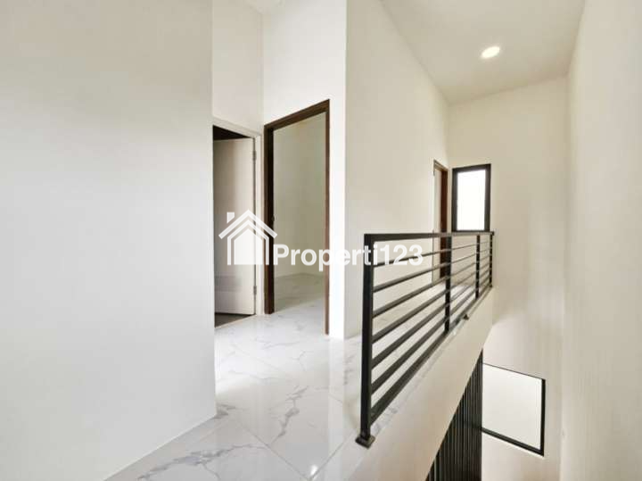 Rumah Baru 2 Lantai Modern Minimalis Pondok Ungu Permai Bekasi - 9