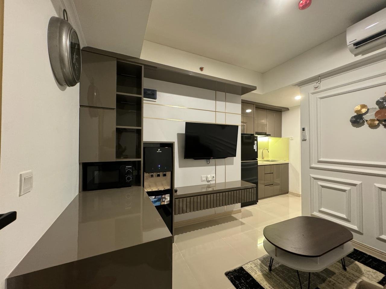 Apartemen Strategis Full Furnished Aesthetic Premium di Cikarang - 2