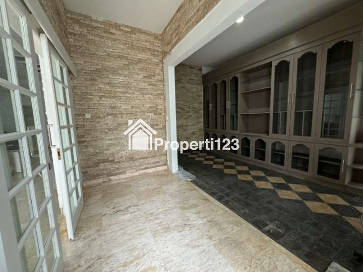 🏰 Rumah Cantik San Diego PAKUWON CITY, Furnish, Fairytale Dream House 🏰 - 8