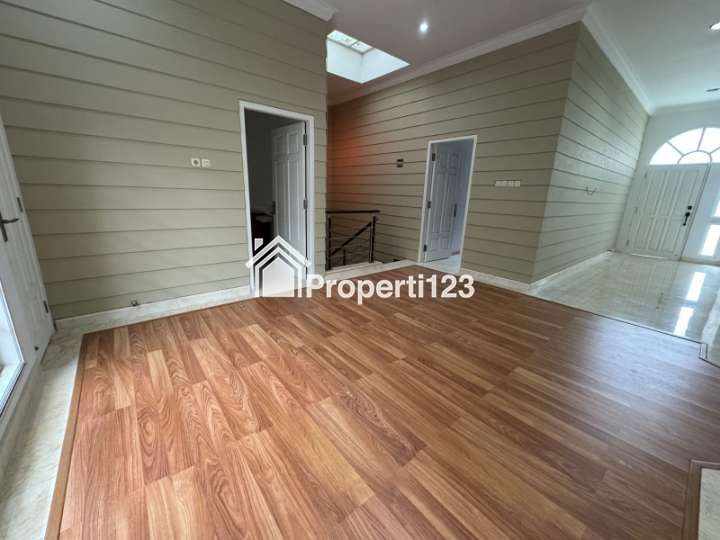🏰 Rumah Cantik San Diego PAKUWON CITY, Furnish, Fairytale Dream House 🏰 - 6