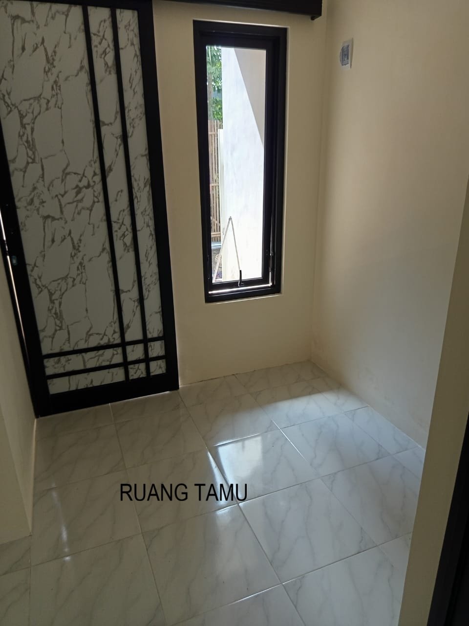 Dikontrakkan rumah cemorokandang - 2