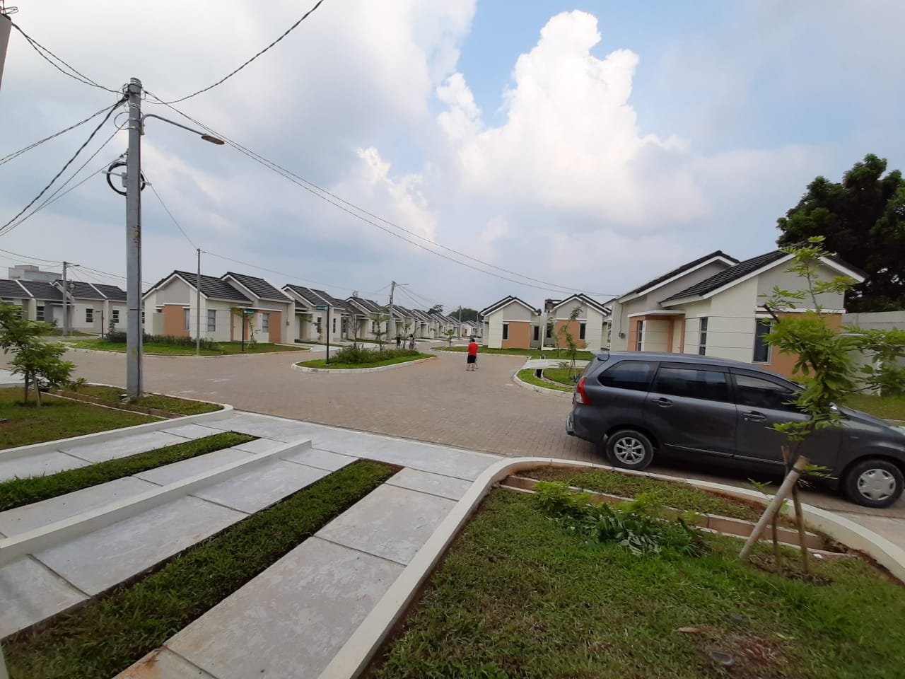 RUMAH SUMMARECON BEKASI, SRIMAYA RESIDENCE, DIJUAL CEPAT, TANPA PERANTARA, BU - 4