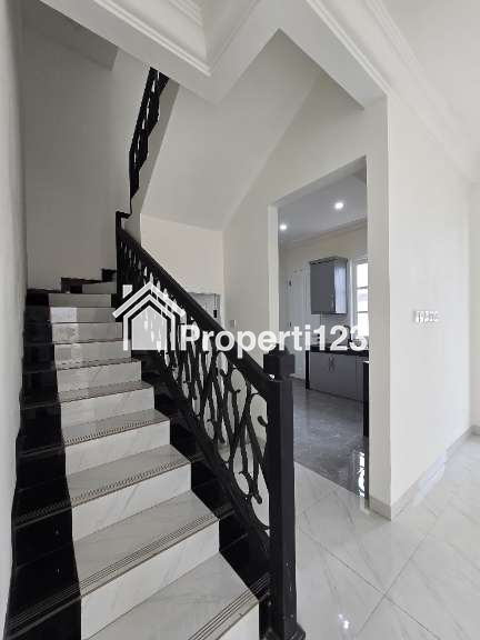 Rumah baru dalam cluster di Pondok Bambu Jaktim - 3