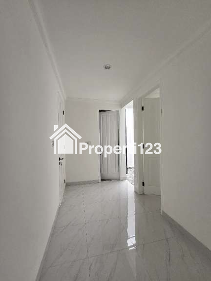 Rumah baru dalam cluster di Pondok Bambu Jaktim - 12