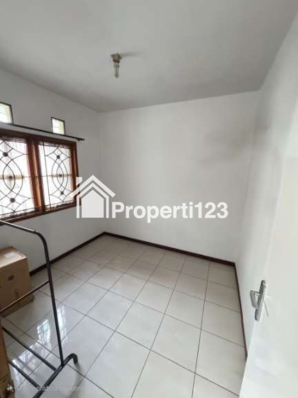 Rumah second dalam cluster di Larangan dekat Joglo - 7