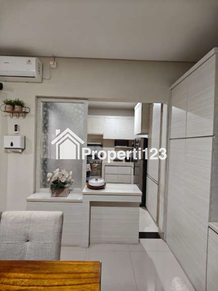 Rumah semi furnished fasilitas lengkap di Premiere Estate Jatiwarna - 10