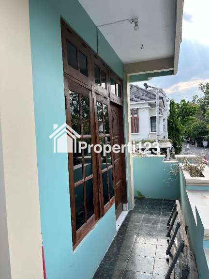 Di jual rumah dekat matahari singosaren solo - 6