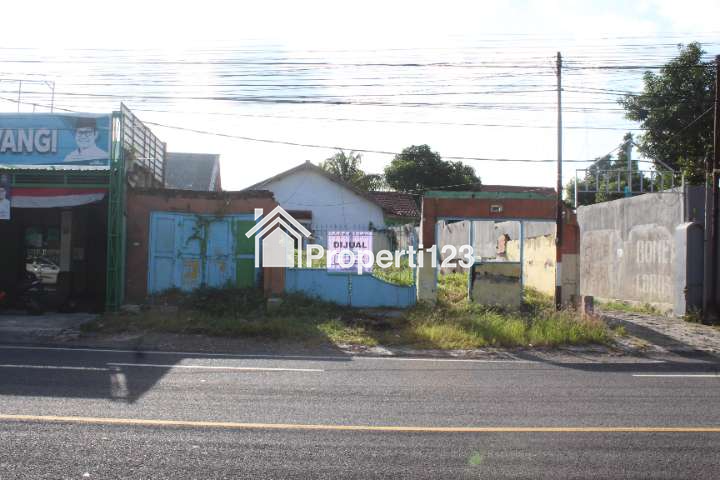 (AI.023) Tanah Strategis di Dusun Jurang Jero Desa Kalirejo, Kec. Kabat, Kab. Banyuwangi - 1