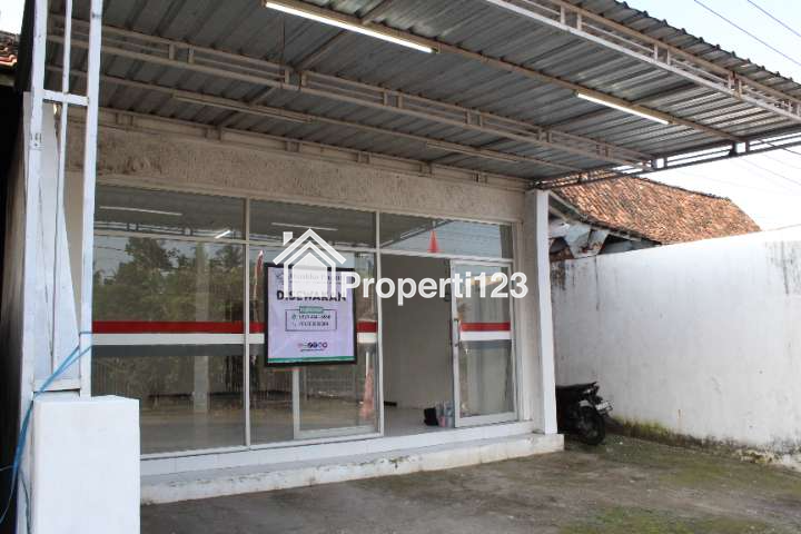 (BWI AI.025) Disewakan Ruko Strategis Pinggir Jalan di Desa Kemiren, Kec. Glagah, Kab. Banyuwangi - 4