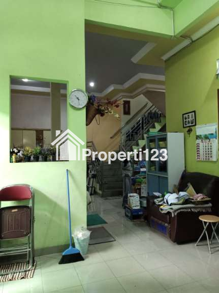 Rumah Hoek Siap Huni Cluster Harapan Indah Regency Bekasi - 7