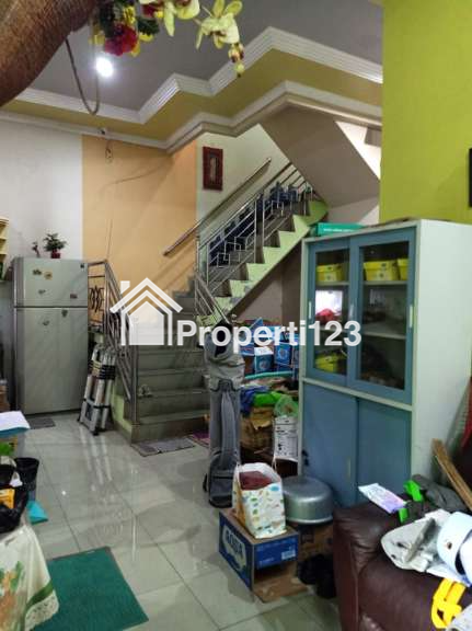 Rumah Hoek Siap Huni Cluster Harapan Indah Regency Bekasi - 9