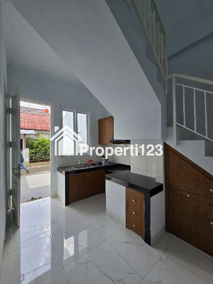 Rumah baru dalam komplek di Pondok Kelapa Jaktim - 8