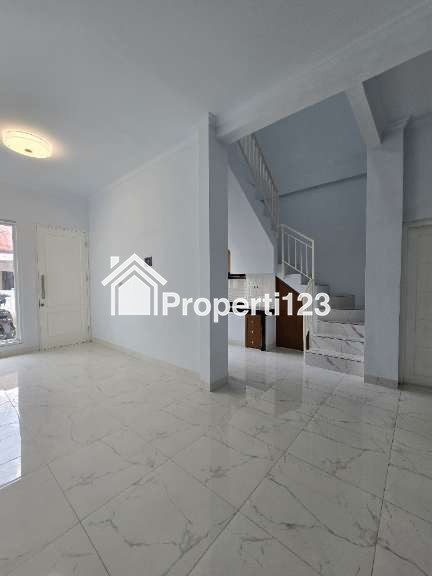 Rumah baru dalam komplek di Pondok Kelapa Jaktim - 4