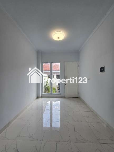 Rumah baru dalam komplek di Pondok Kelapa Jaktim - 2