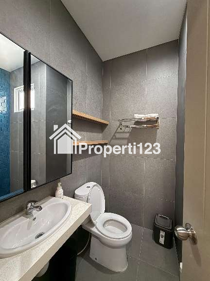 Dijual Rumah 2 Lantai Siap Huni Di Nara Village Gading Serpong - 7