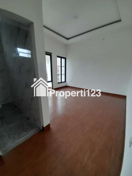 Rumah baru dalam komplek Jatiwaringin Pondok Gede Bekasi - 10