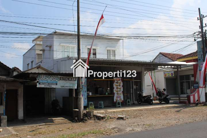 (BWI A.454) Dijual Rumah dan Ruko Strategis Pinggir Jalan di Desa Setail, Kec. Genteng, Kab. Banyuwangi - 2