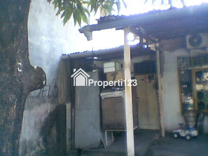 Rumah tua hitung tanah saja Poros Monginsidi Baru. - 3