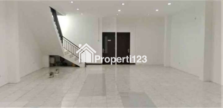 Ruko Strategis Pinggir Jalan Raya Kalimalang Kayuringin Bekasi Barat - 2