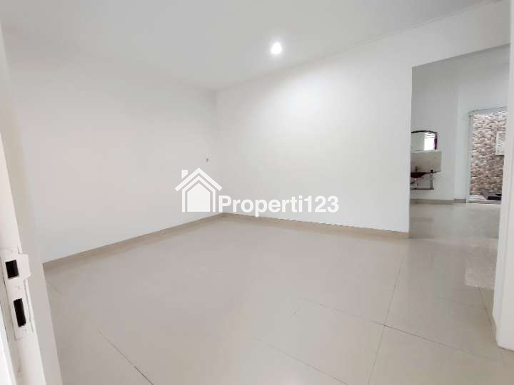 Dijual Cepat Siap Huni di Grand Serpong Residence 2, Ciputat, Tangerang Selatan. Bisa Cicilan Kpr, Lokasi Strategis, One Gate System 24 Jam - 2