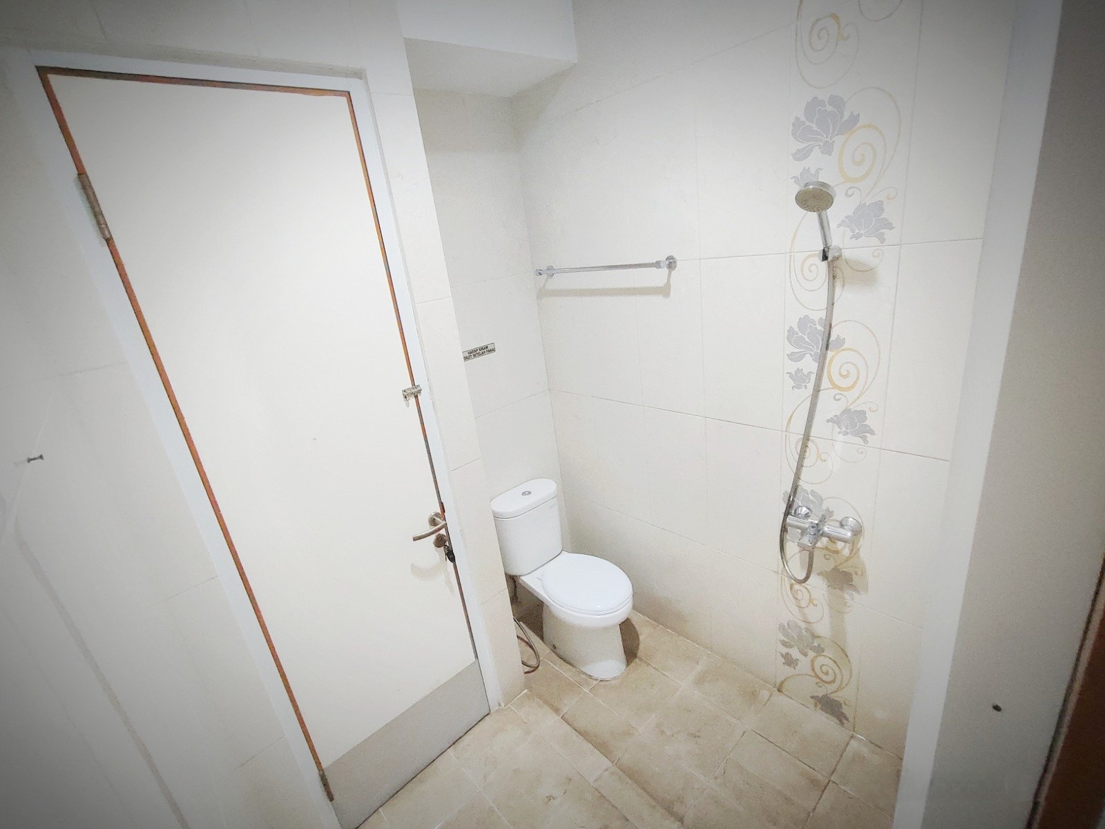 Dijual Cepat, Siap Huni di Perum The Regent Residence, Jatiwarna, Jatiasih, Kota Bekasi - 11