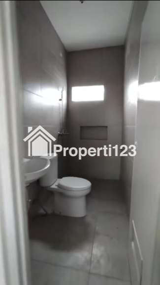 Rumah Kawasan Babatan Pantai Dekat Kampus ITS Surabaya - 8