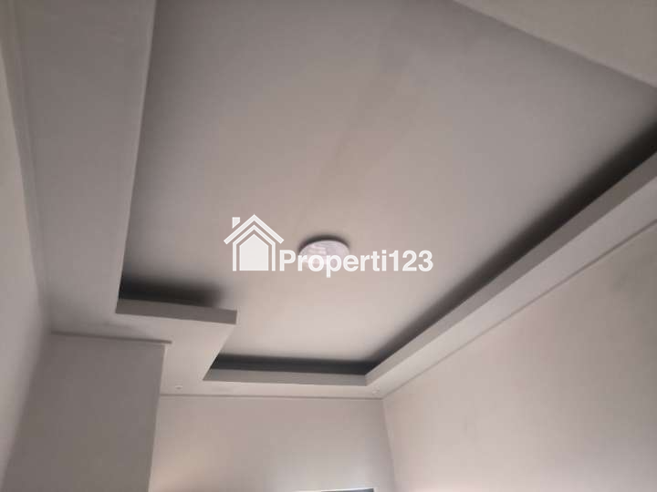 Rumah Bambu Apus Jakarta Timur - 9