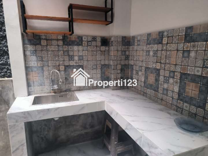 Rumah Bambu Apus Jakarta Timur - 4