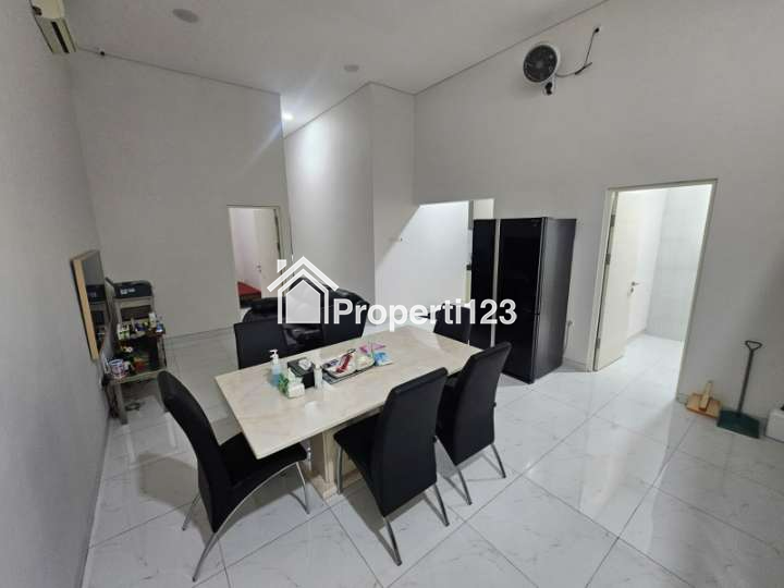 Rumah Kebraon Surabaya Barat - 3