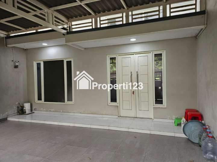 Rumah Kebraon Surabaya Barat - 2