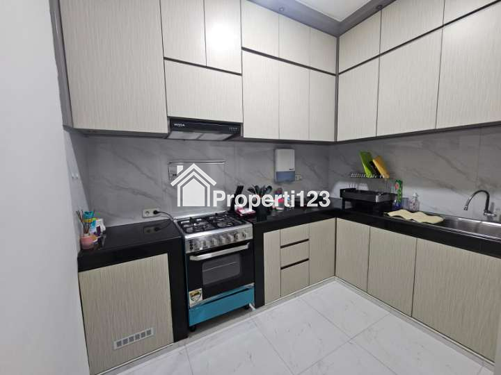 Rumah Kebraon Surabaya Barat - 4