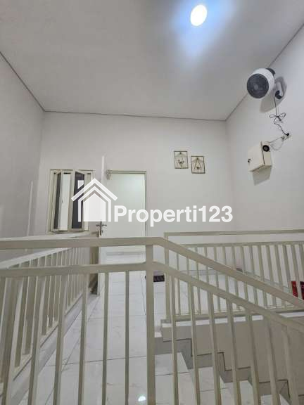 Rumah Kebraon Surabaya Barat - 7