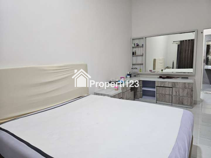 Rumah Kebraon Surabaya Barat - 8