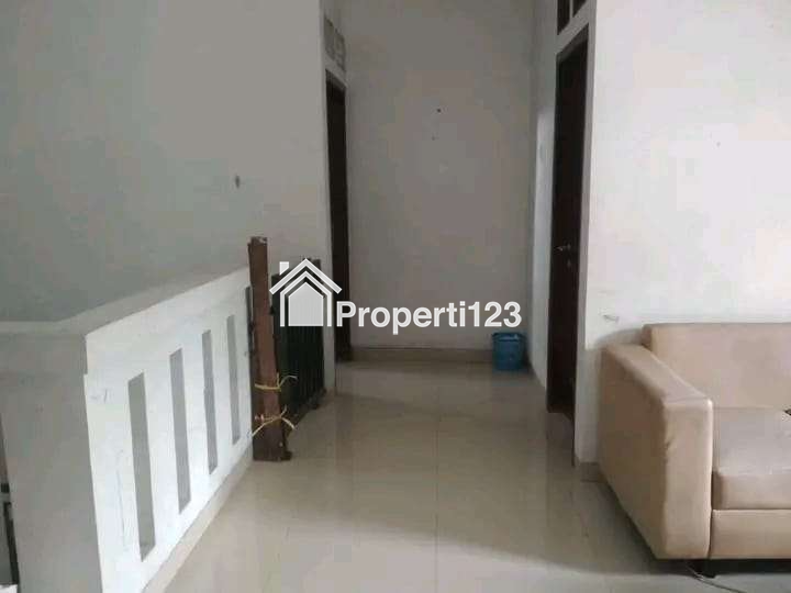 Rumah mewah Perumahan Mampang indah 1 Pancoran Mas Depok - 4