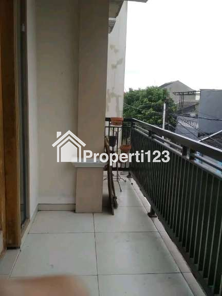 Rumah mewah Perumahan Mampang indah 1 Pancoran Mas Depok - 3