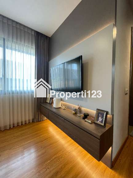 Dijual Rumah Mewah 3 Lantai Cluster Caelus - Greenwich Park, BSD City - 12