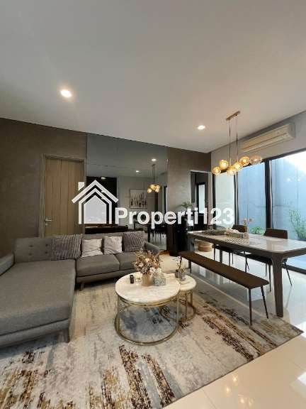 Dijual Rumah Mewah 3 Lantai Cluster Caelus - Greenwich Park, BSD City - 16