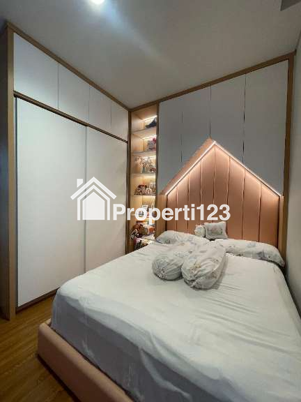 Dijual Rumah Mewah 3 Lantai Cluster Caelus - Greenwich Park, BSD City - 14