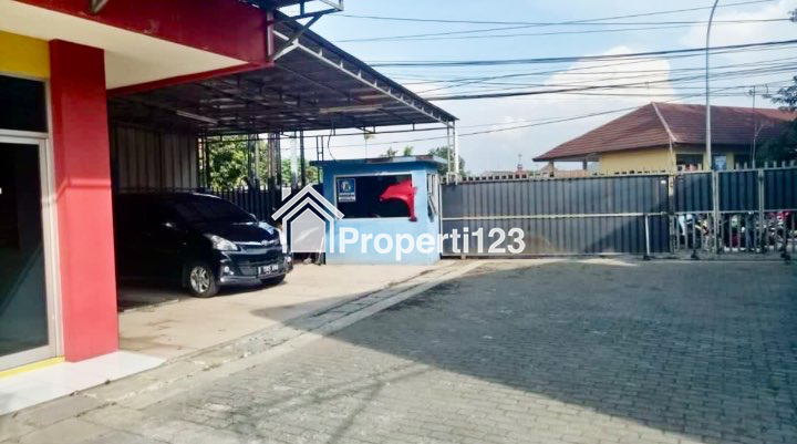 Dijual Bengkel atau Ruang Usaha Pinggir Jalan di Pekayon Bekasi - 7