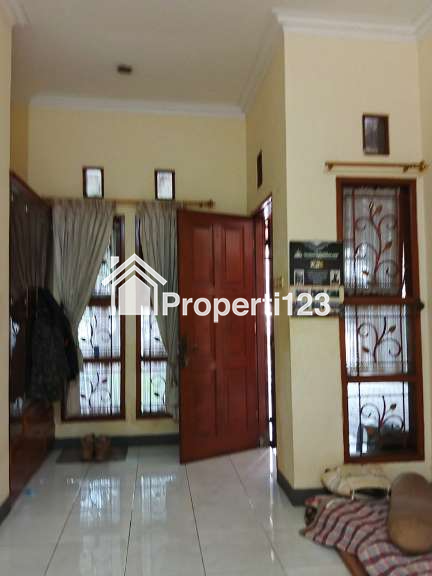 RUMAH LUX 4 KAMAR TIDUR DAN 3 KAMAR MANDI DENGAN GARASI DAN CARPORT BEBAS BANJIR JALAN LEBAR DI ANTAPANI BANDUNG - 3