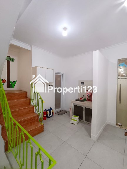 Ruko Murah di Sentra Niaga Harapan Indah Bekasi - 3