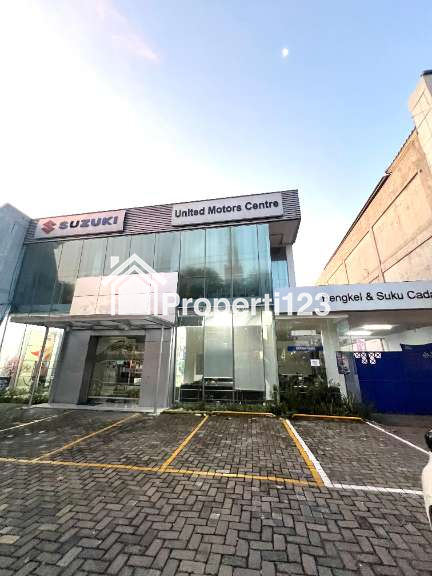 Rumah Usaha Eks Showroom Bengkel Resmi Raya HR Muhammad - 5