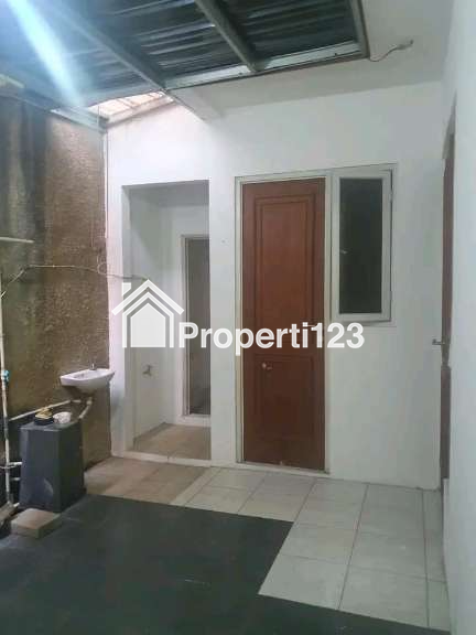 Rumah minimalis cluster nyaman dan asri di Jagakarsa Jakarta Selatan - 6