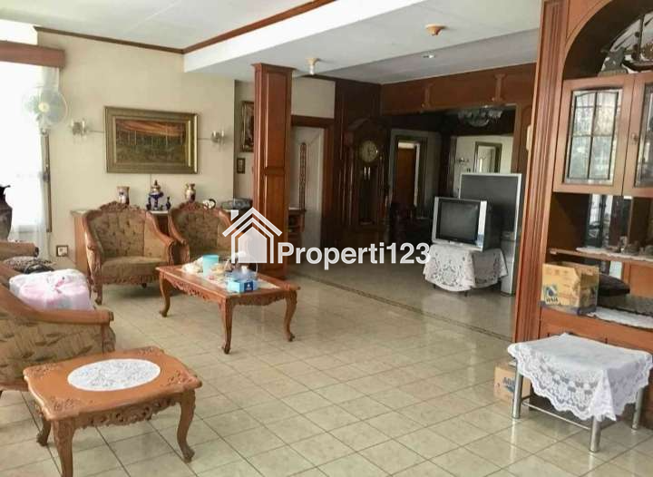 Rumah Jl. Ijen kota Malang - 4