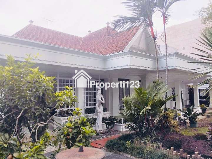 Rumah Jl. Ijen kota Malang - 1