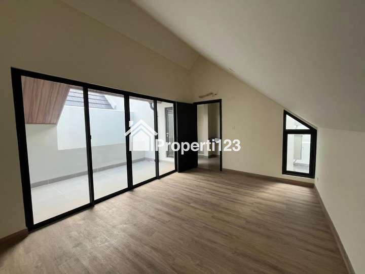 Dijual Cepat Rumah Mewah 144 m² di Cluster Leonora, Gading Serpong - 7