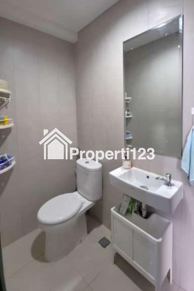 Rumah Semi Furnished Cluster Magenta Residence Summarecon Bekasi - 11