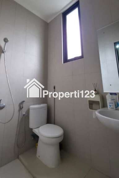 Rumah Semi Furnished Cluster Magenta Residence Summarecon Bekasi - 12