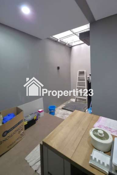 Rumah Semi Furnished Cluster Magenta Residence Summarecon Bekasi - 7